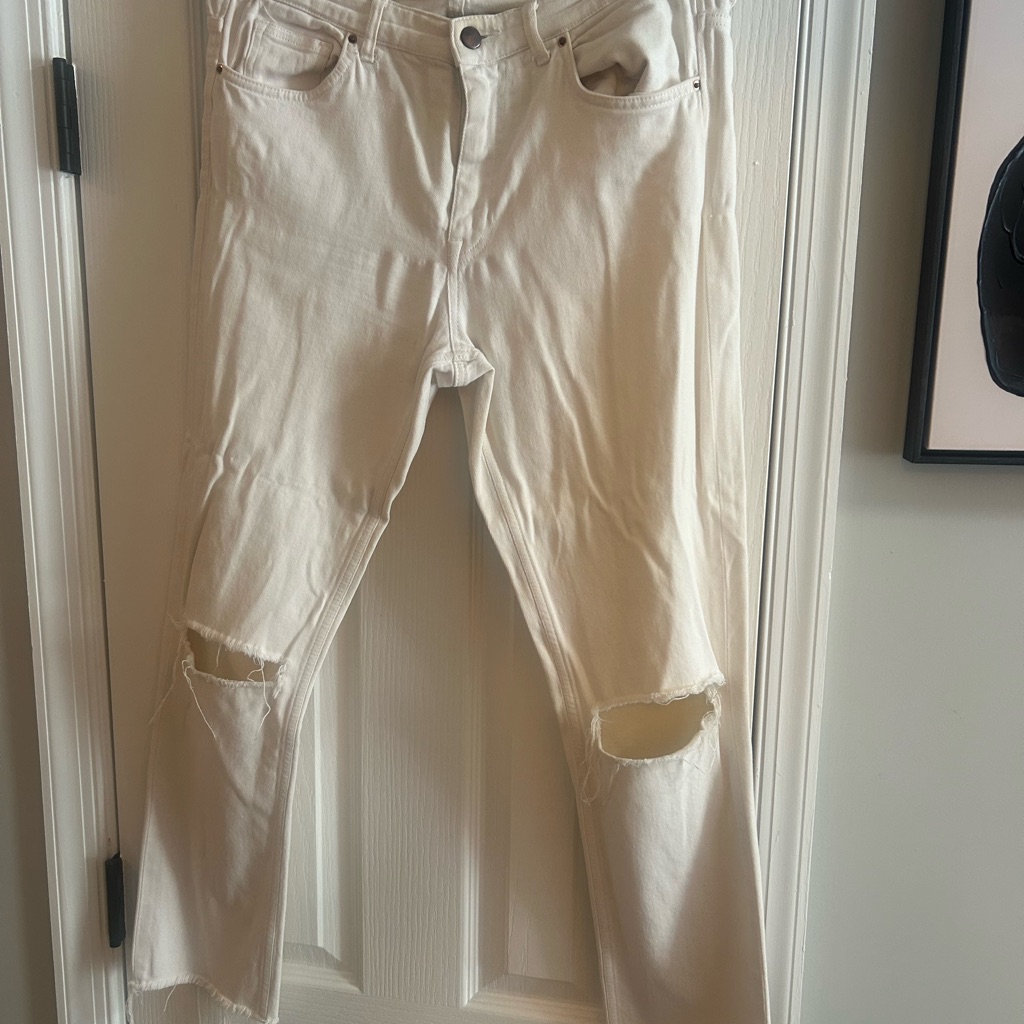 H&M Cream Straight Leg Jeans Distressed Design